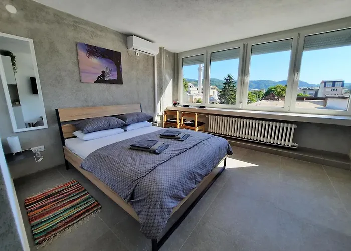 アパート Tvrdjava